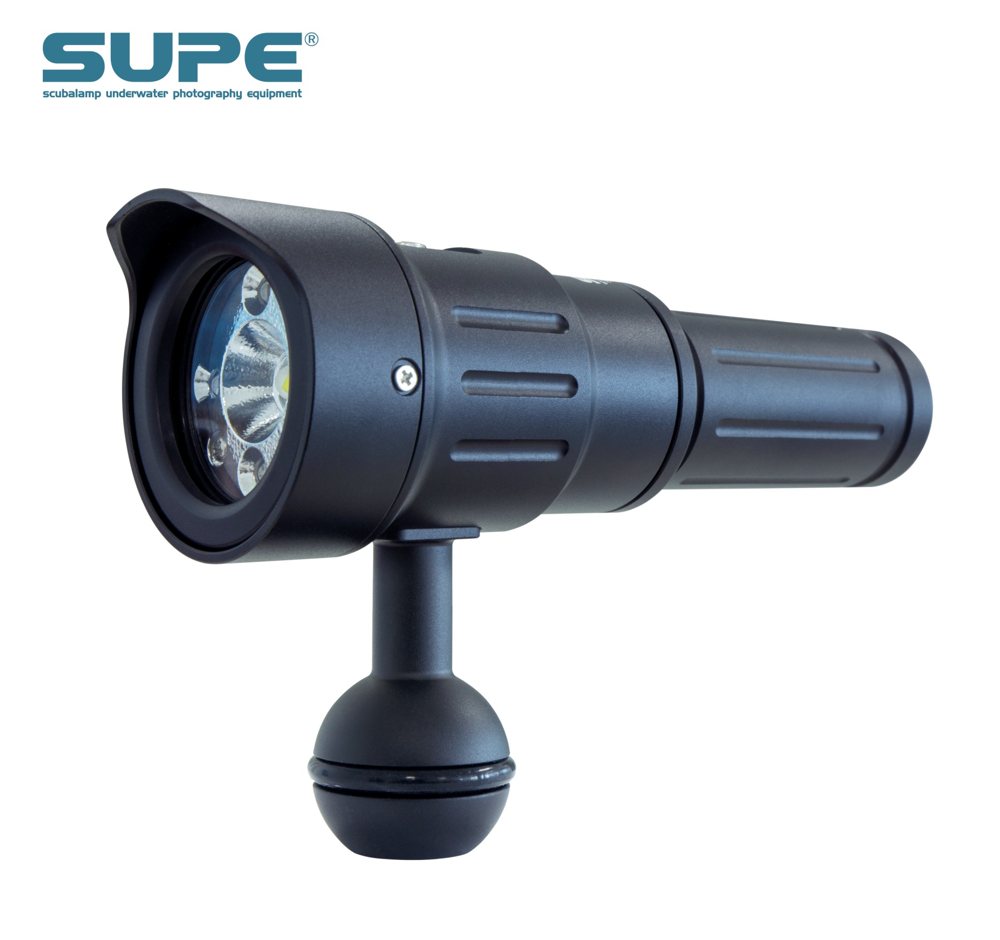 Scubalamp F22 Compact Focus Light - 2,000 lumens 