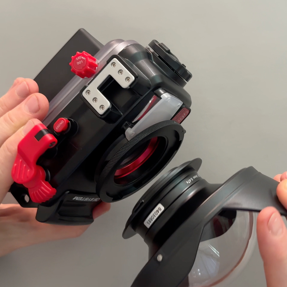 Quick Release Lens Systems for Underwater Compact Cameras: The Complete Guide