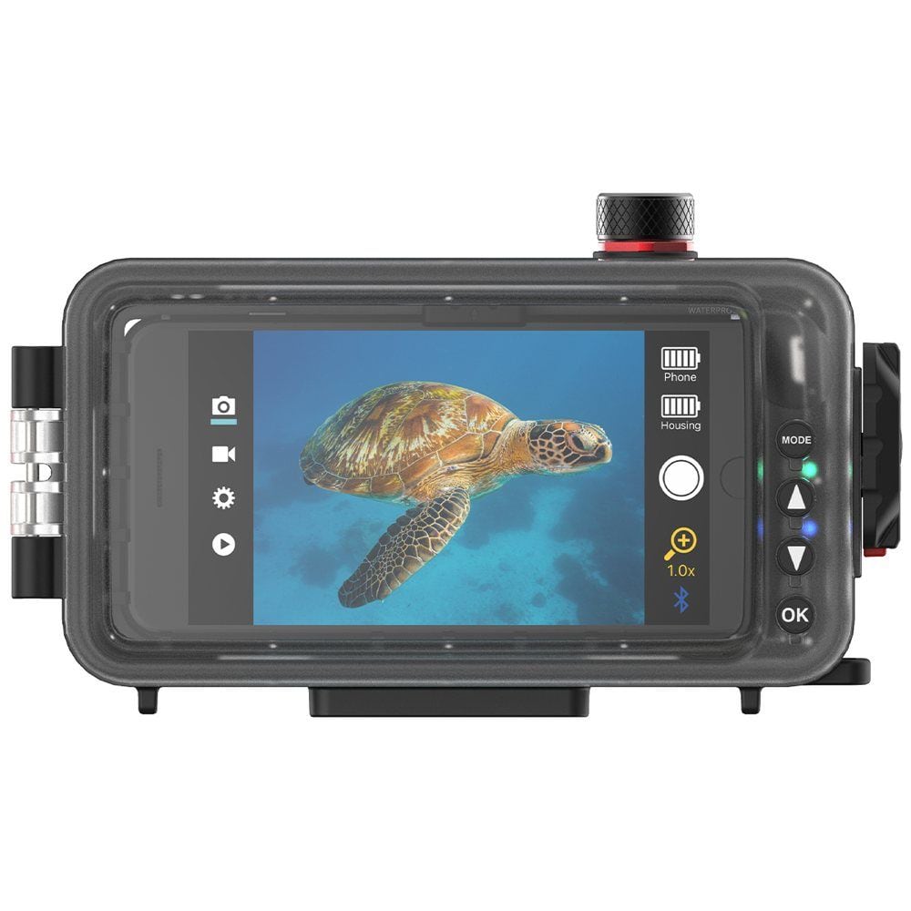 Take your Smartphone for a dive - instant underwater camera